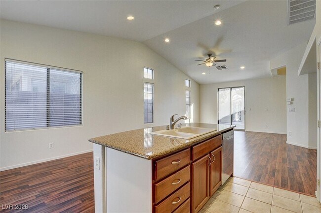 Building Photo - 8113 Slate Falls St