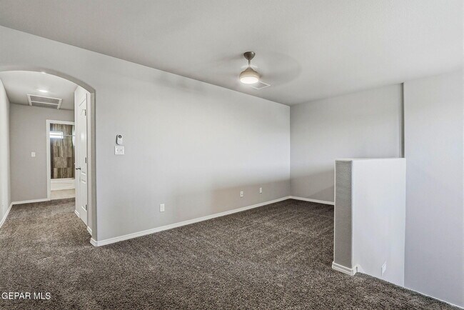 Building Photo - 12365 Desert Vista Ave