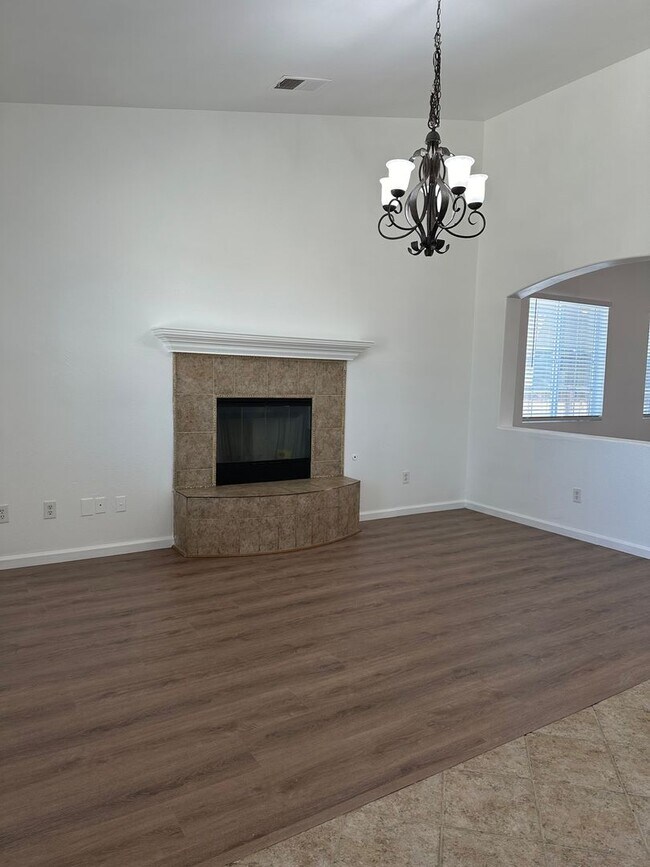 Building Photo - Spacious 4-Bedroom Home with Office, 3 Full Baths, and Modern Amenities