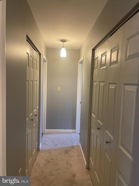 Building Photo - 5400 Oxford Dr