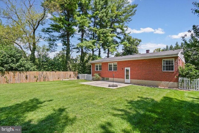 Building Photo - 10202 Daventry Dr