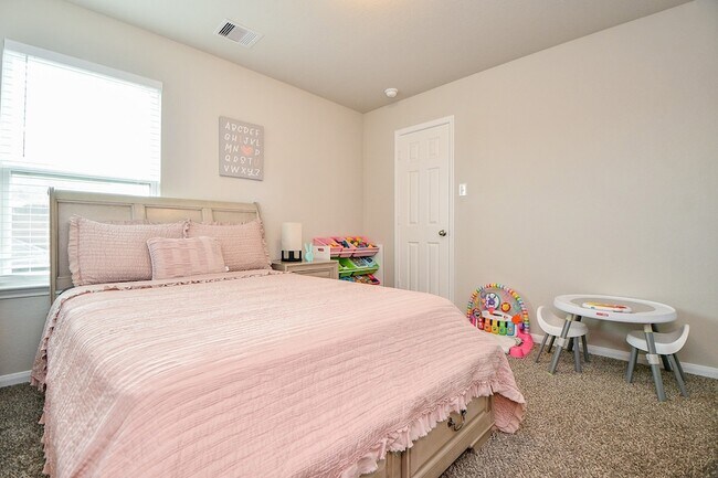 Building Photo - 2519 Sunlit Meadow Trl