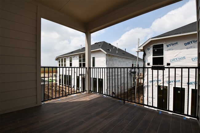 Building Photo - 2209 Via Laura Ln