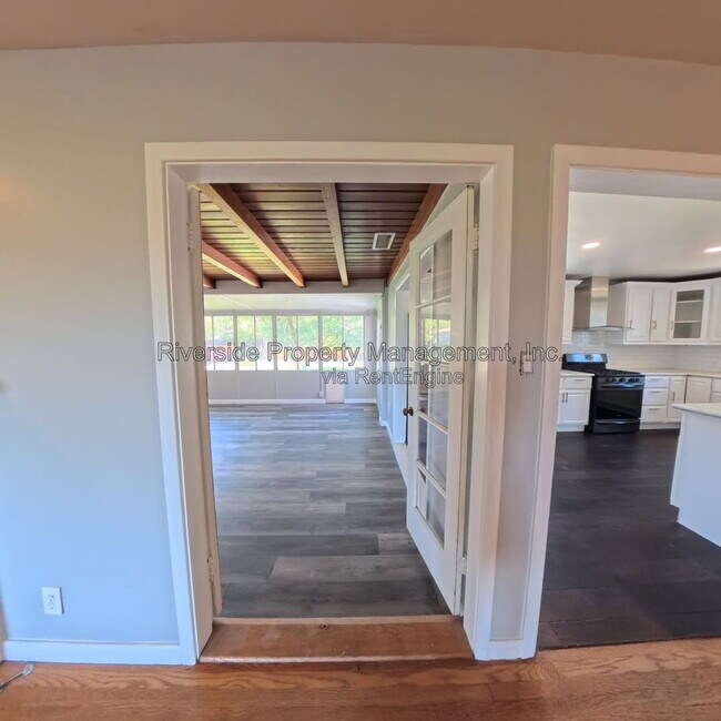 Building Photo - 4025 Terracina Dr