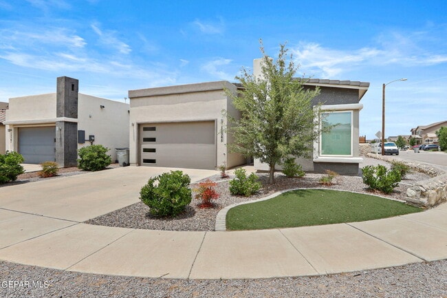 Building Photo - 12365 Desert Dove Ave