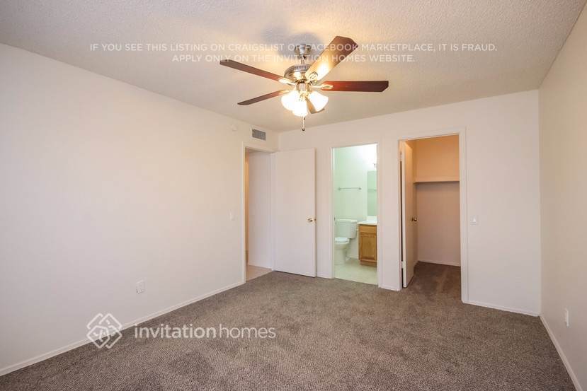 Building Photo - 3338 W Monona Dr
