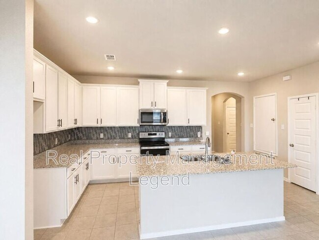 Building Photo - 5601 Portola Ln