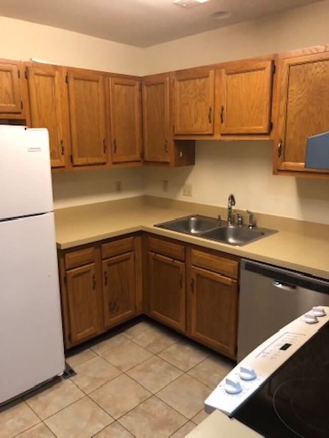 Building Photo - Great 3BR/2BA Townhouse in Mill Creek