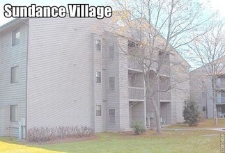 Building Photo - Studio 1 Bath with Loft Condo