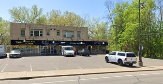 Building Photo - 3455 Shoreline Dr