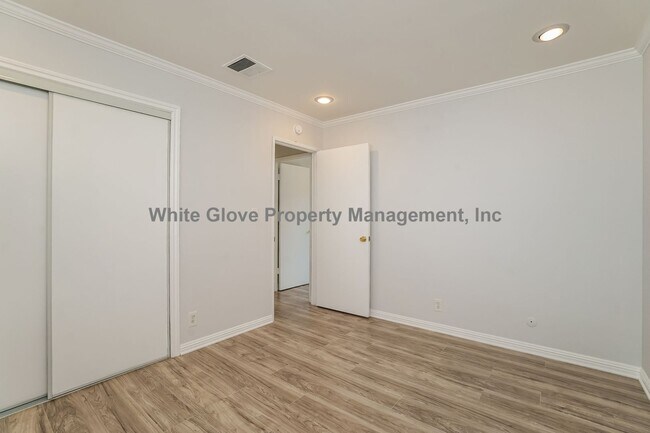Building Photo - Stylishly Remodeled 2 Bed Townhome in Prime Temple City Location