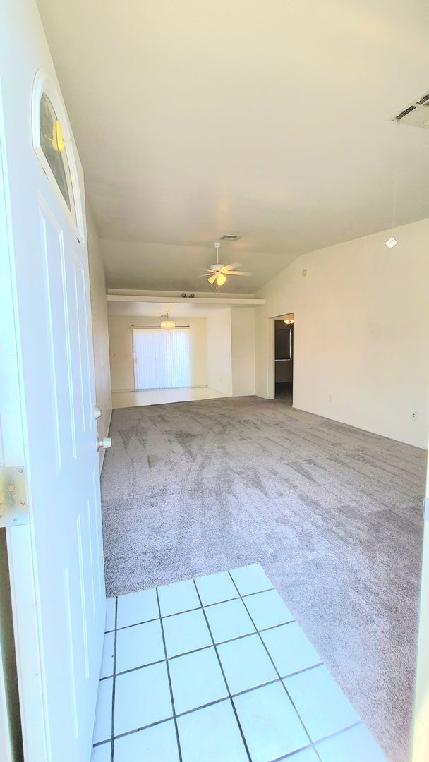 Building Photo - 2400 E Ambush St