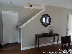 Building Photo - 8 Badgers Hills