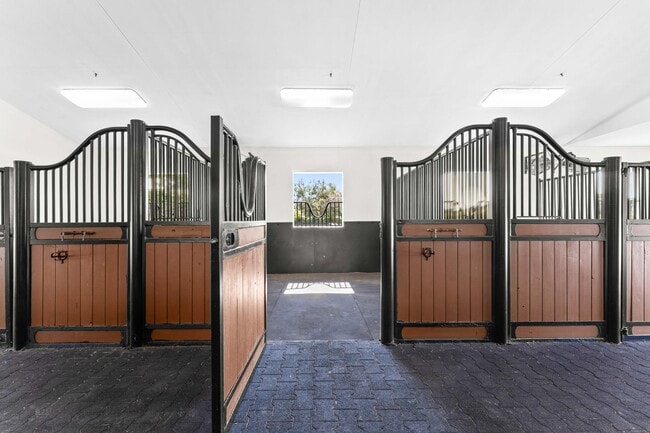 Building Photo - 14628 Drafthorse Ln