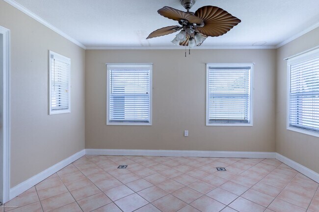 Building Photo - ANNUAL RENTAL- CENTRAL LOCATION