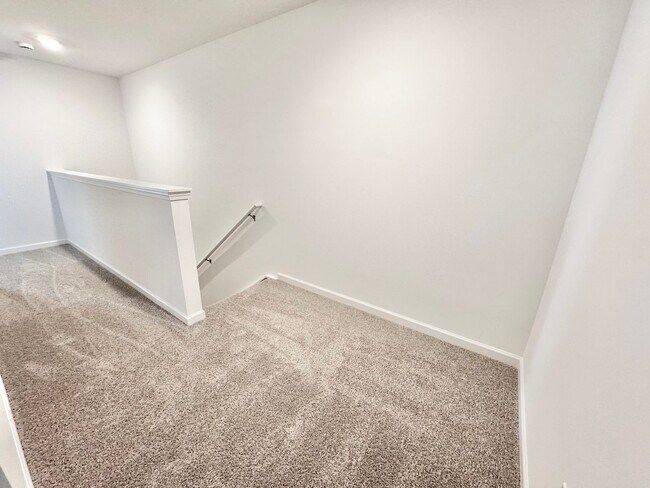 Building Photo - Spacious 3 Bedroom Townhome minutes from I-85 - AVAILABLE OCTOBER 2026