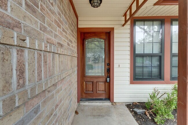 Building Photo - 1706 Pheasant Roost