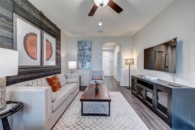 Building Photo - 5554 Sallow Bay Ln