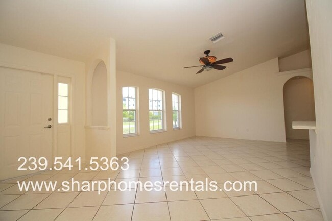 Building Photo - 1816 SW 38th Terrace