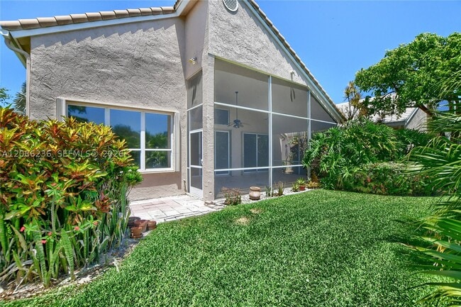 Building Photo - 11622 Creekside Dr