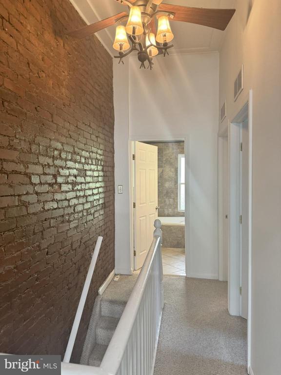 Building Photo - 3903 Manor St