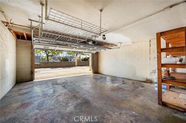 Building Photo - 1155 Rosecrans Ave