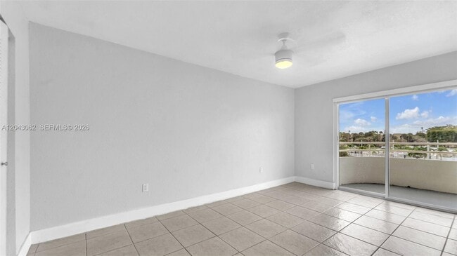Building Photo - 10755 SW 108th Ave
