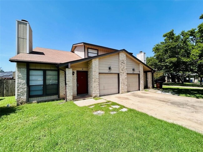 Primary Photo - 8800 Clearbrook Trail