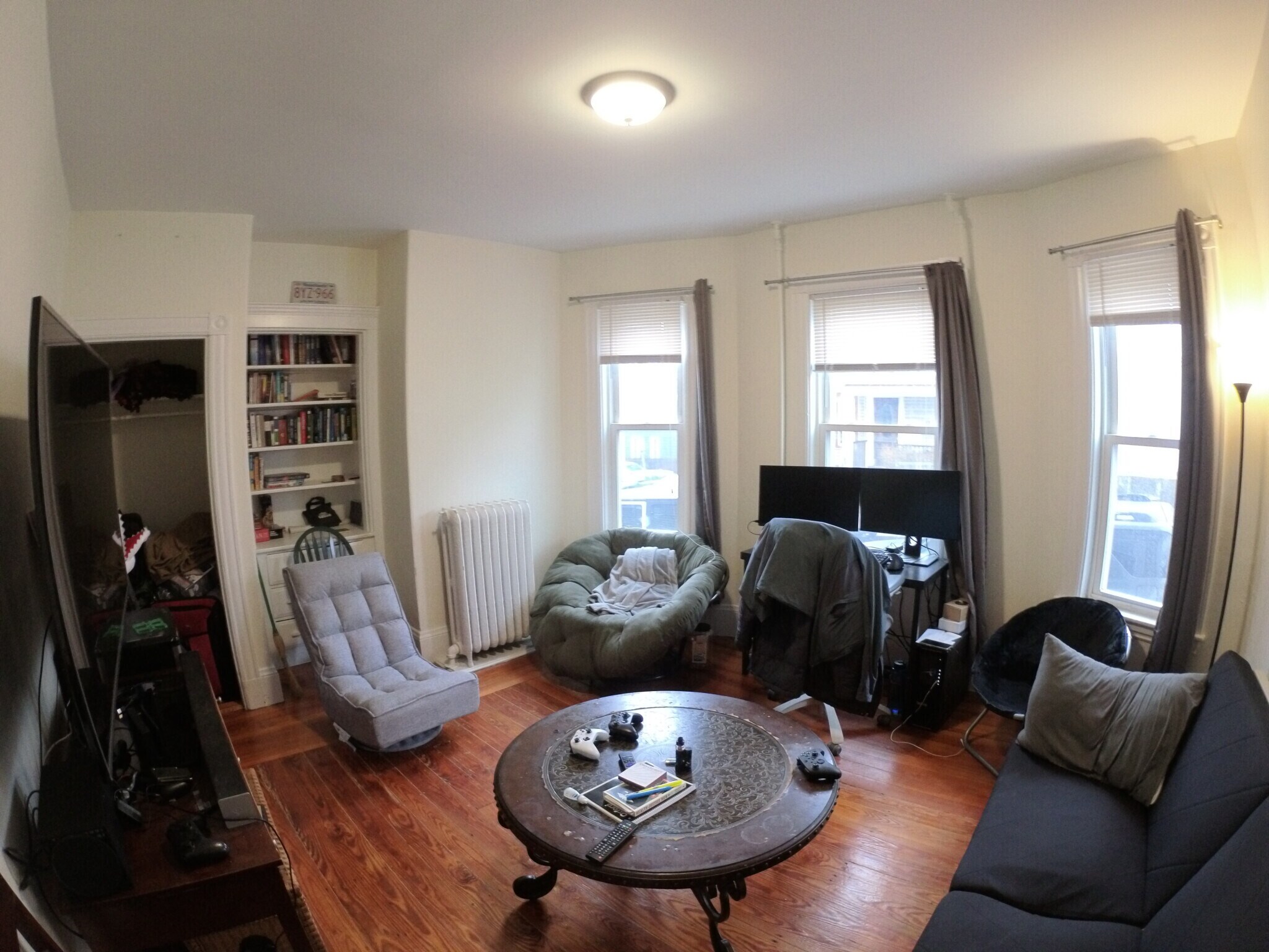 Building Photo - 27 Buttonwood St