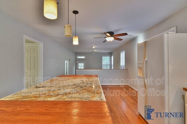 Building Photo - 801 Laurel Hill Ln