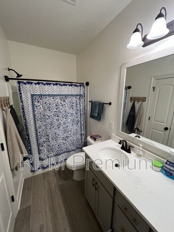 Building Photo - 18945 Corlis Grn Dr