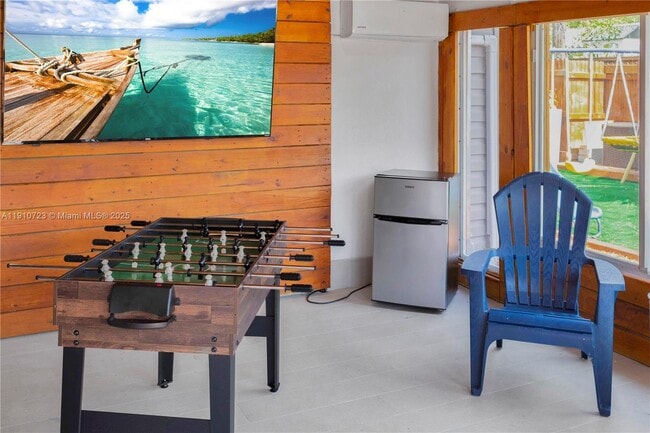 Building Photo - 1241 SW 29th St