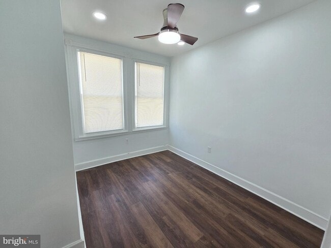 Building Photo - 2613 Oakford St