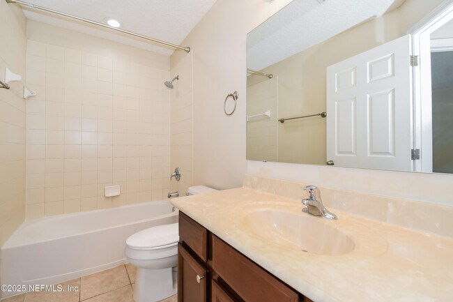 Building Photo - 3735 Creswick Cir