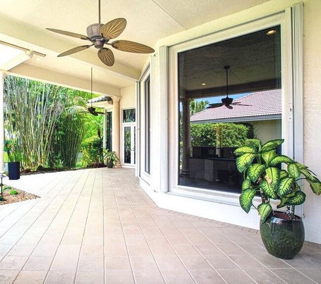 Building Photo - 10897 Canary Island Ct