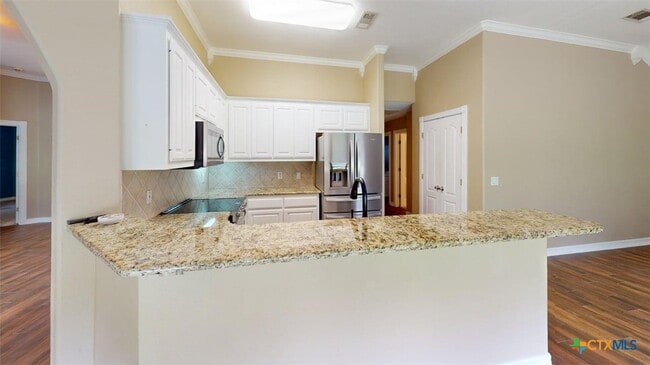Building Photo - 142 Jesse James Dr