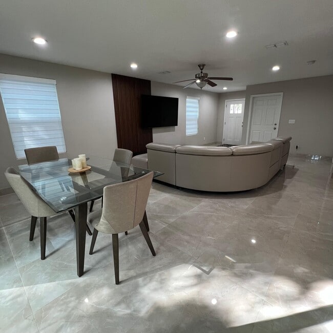 Living Room - 4252 Adirolf Rd