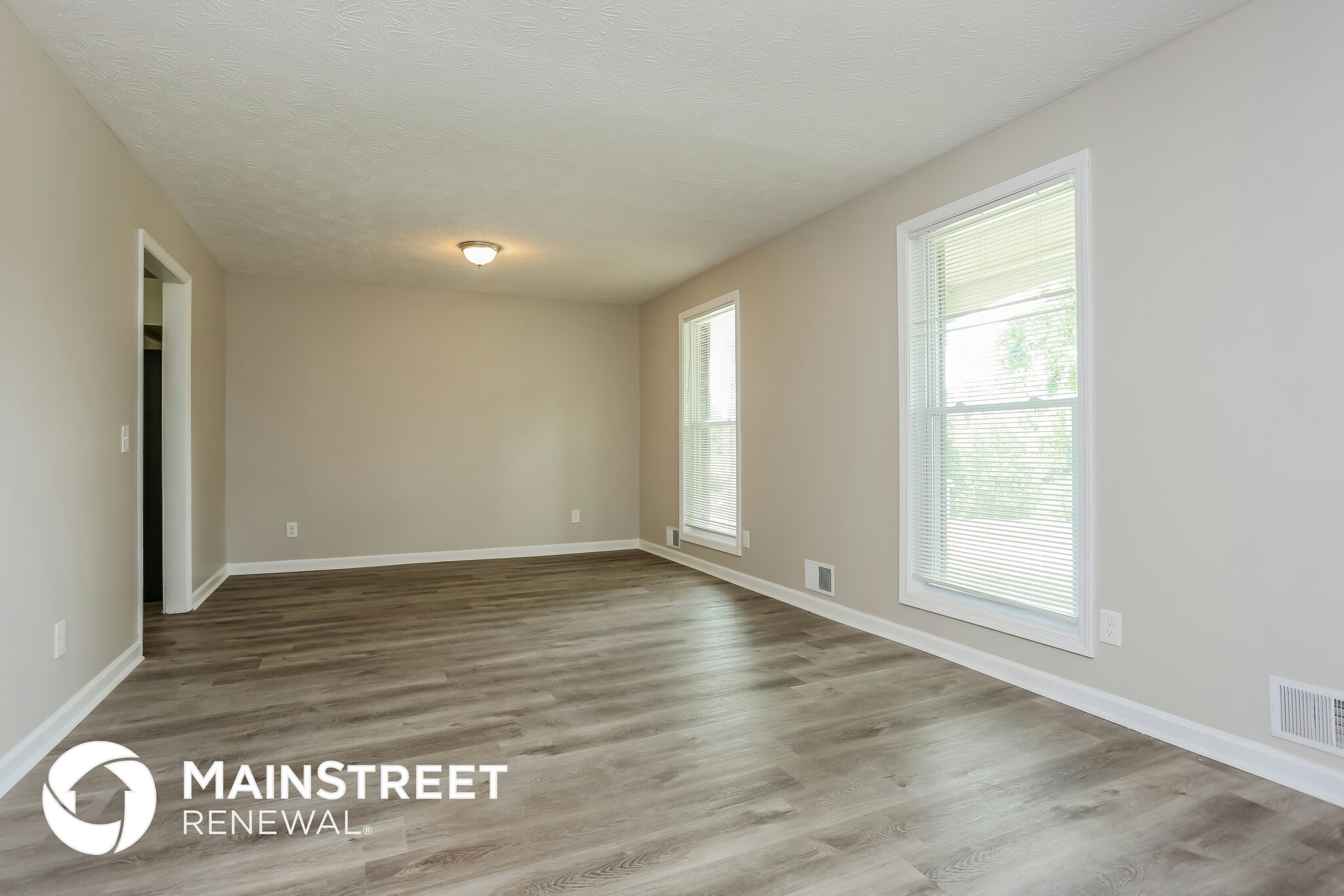 Building Photo - 6165 Marilla St