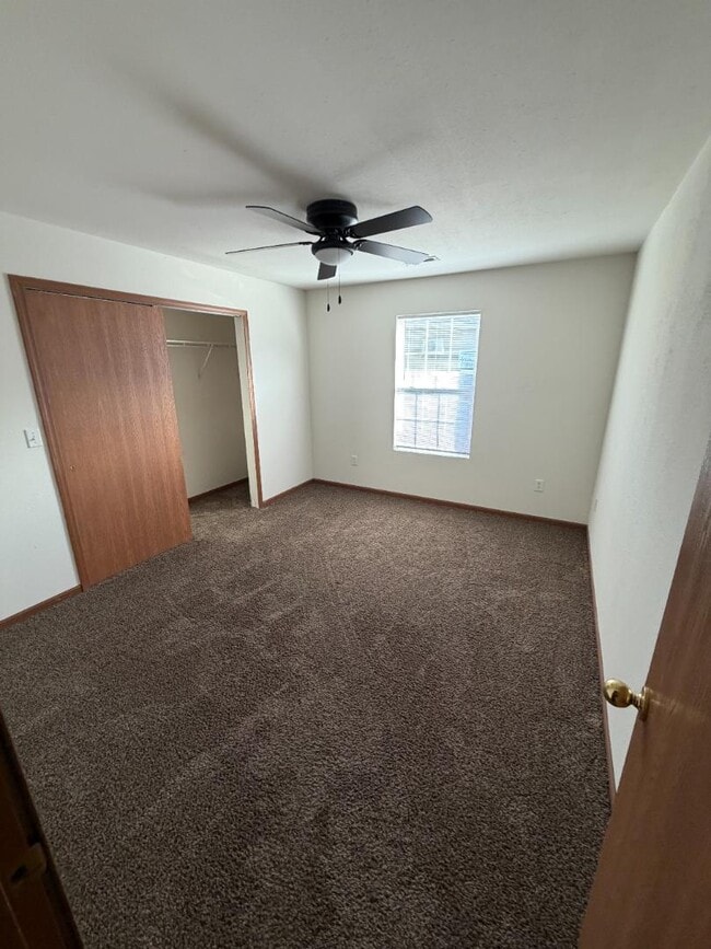 Building Photo - 100 Aldergate St