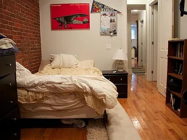 Building Photo - 1089 Beacon St