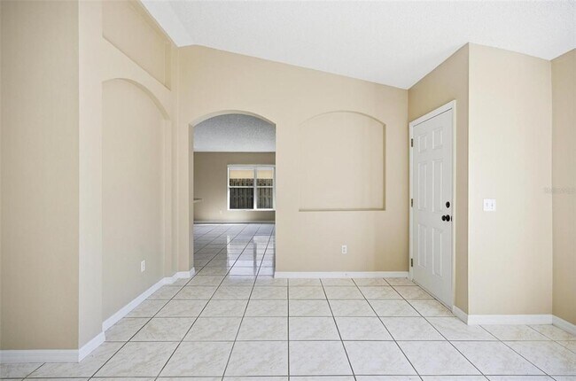 Building Photo - 106 La Mancha Dr