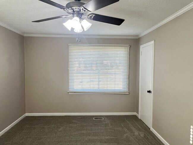 Building Photo - Seeing is Believing!!!