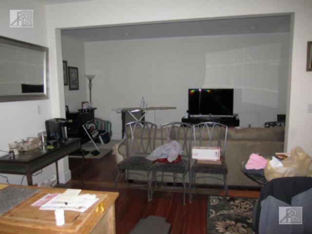 Building Photo - 3 bedroom in Brookline MA 02446