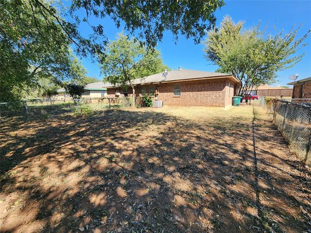 Building Photo - 315 N Burleson Blvd