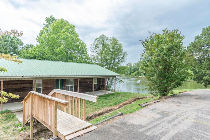 Building Photo - 314 Indian Pointe Dr