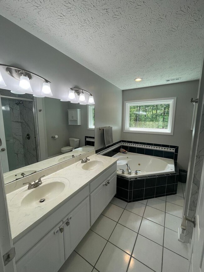 Building Photo - Pictures Coming Soon — Your Next Home Awaits!