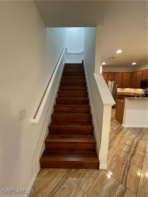 Building Photo - 15326 Summit Pl Cir