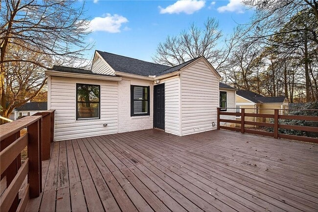 Building Photo - 1173 Fenwood St SW