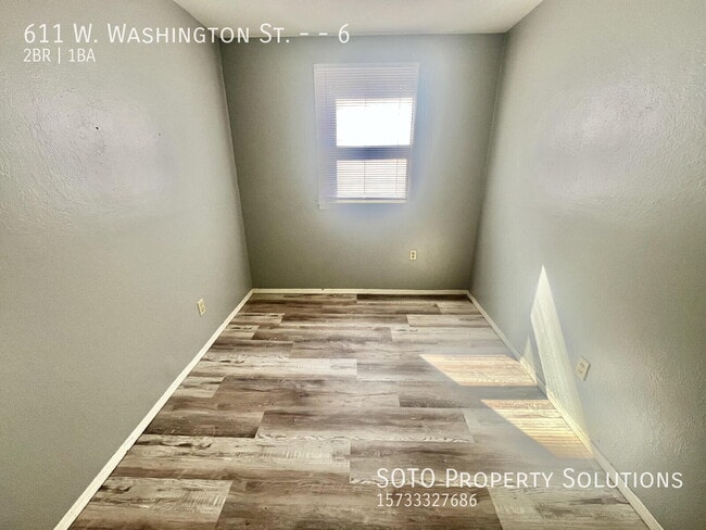 Building Photo - 611 W Washington St