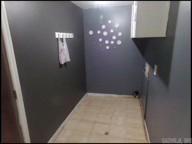 Building Photo - 8 Flourite Ct